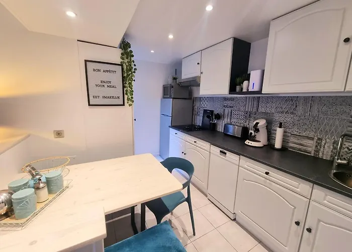 בית הארחה La Tiny Proche Et Foret Sillé-le-Guillaume