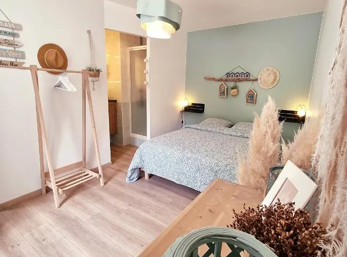 La Tiny Proche Et Foret בית הארחה