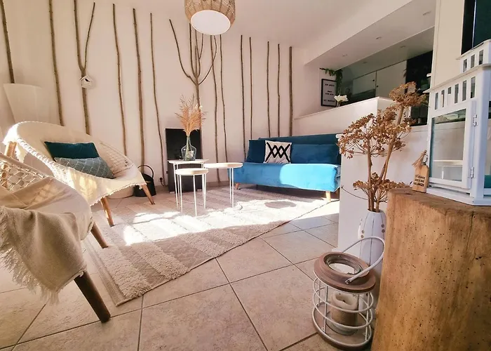 בית הארחה La Tiny Proche Et Foret